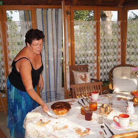 Aux Deux Colombes Bed and Breakfast Padirac Buitenkant foto